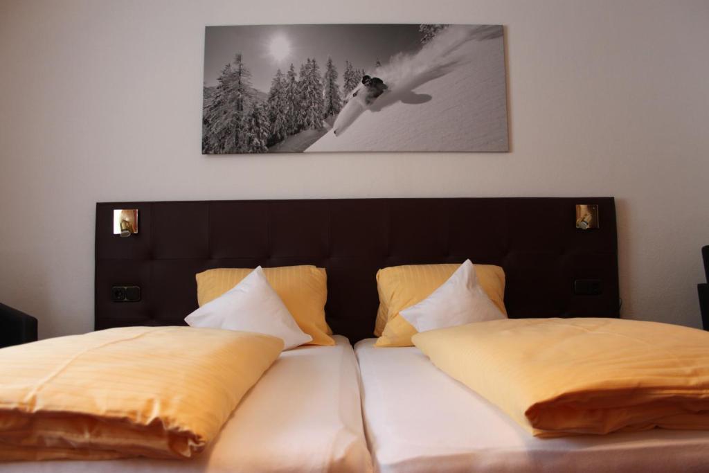 Hotel Garni Dorfblick Sankt Anton am Arlberg Phòng bức ảnh